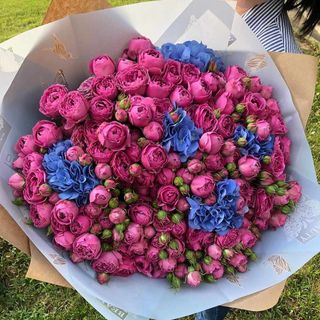 A small bouquet of flowers
