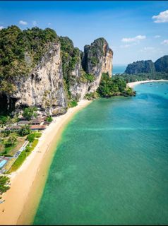 Phuket )))