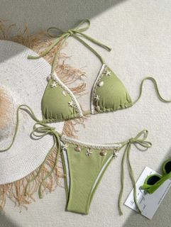 I want a swimsuit
