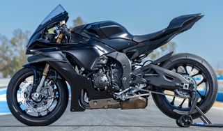 MY FIRST HIGH-DISPLACEMENT MOTORCYCLE