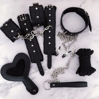 BDSM kit