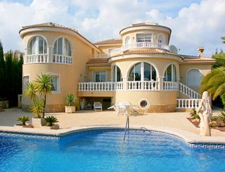 I want a house in Spain
