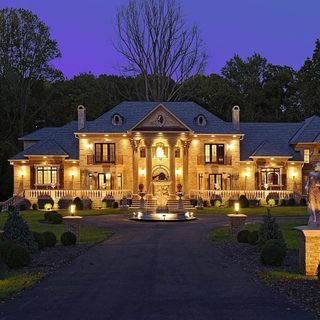 роскошный дом!