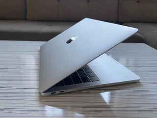 buy apple macbook pro