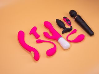 I want a toy, can you help me?