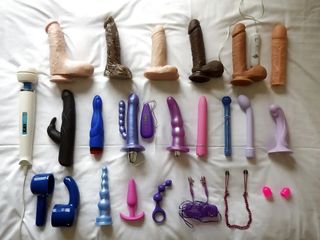 New sex toys for the web kitty!
