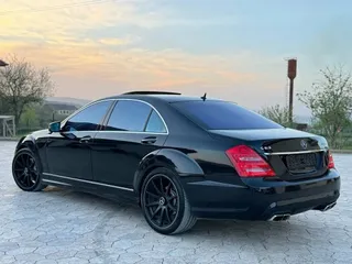 mercedes