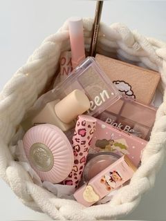 Cosmetics set