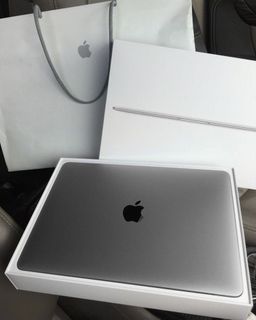 MacBook