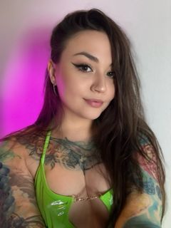 Neue Dessous