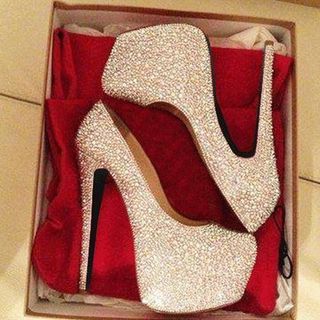 NEW HEELS