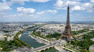 I really wish to meet Paris