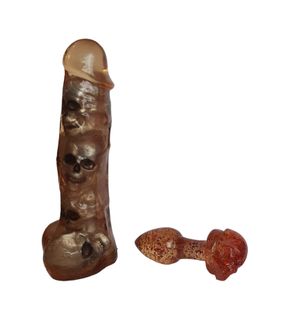 Big Dildo and Plug