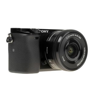 Sony Alpha 6000 (ILCE-6000L) Kit 16-50mm