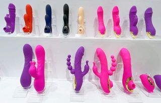 TOYS