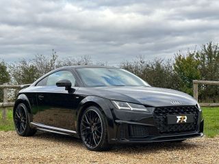Audi TT COUPE