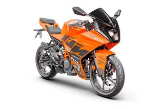 Moto duke 200.