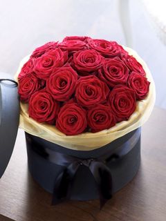 bouquet of flowers every girl dreams