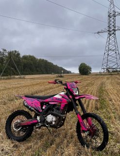 PIT BIKE