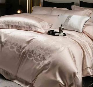 -Silk bed linen-
