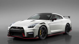 Nissan GT R