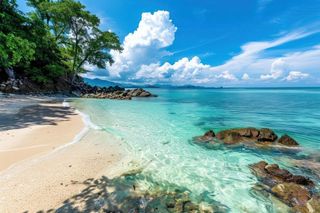 Travel to Phuket!!?
