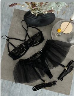 new black lingerie