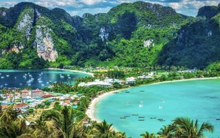 I dream of traveling to Thailand