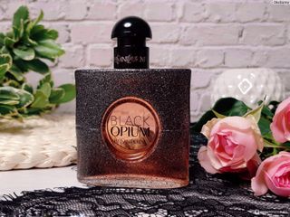 Yves Saint Laurent Opium perfume