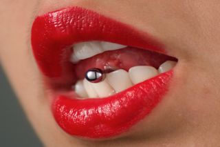 TOUNGUE / LINGUA PIERCING