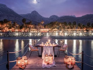 Candlelight dinner