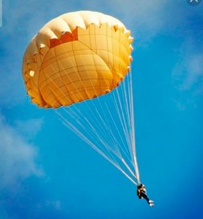 Прыжок с парашютом