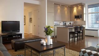 I want an apartment))