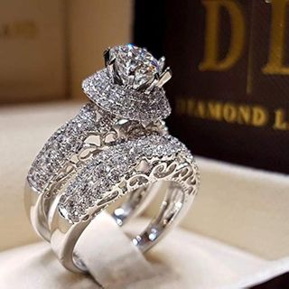 Diamond ring ?