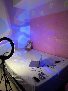 my  sweet little  corner ?