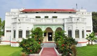 मुझे एक घर चाहिए