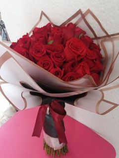A giant bouquet of red roses