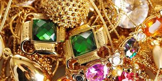 jewelries