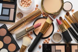 NEW MAKEUP