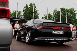 To the car❤