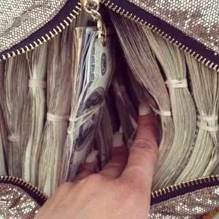 This is what a woman's wallet should be likeThis is what a woman's wallet should be like