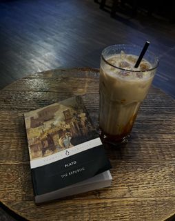 Un libro para perderme / A book to get lost in UwU