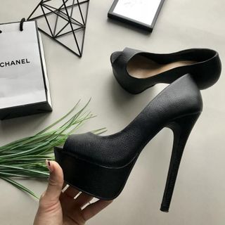 heels