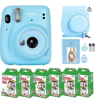Instant photo camera