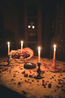 → Romantic dinner!