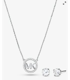 Nacklace and earring