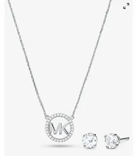 Nacklace and earring