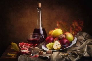 wine, rolls and fruits